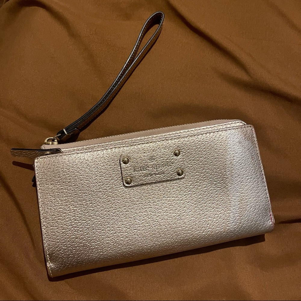 kate spade wristlet/wallet